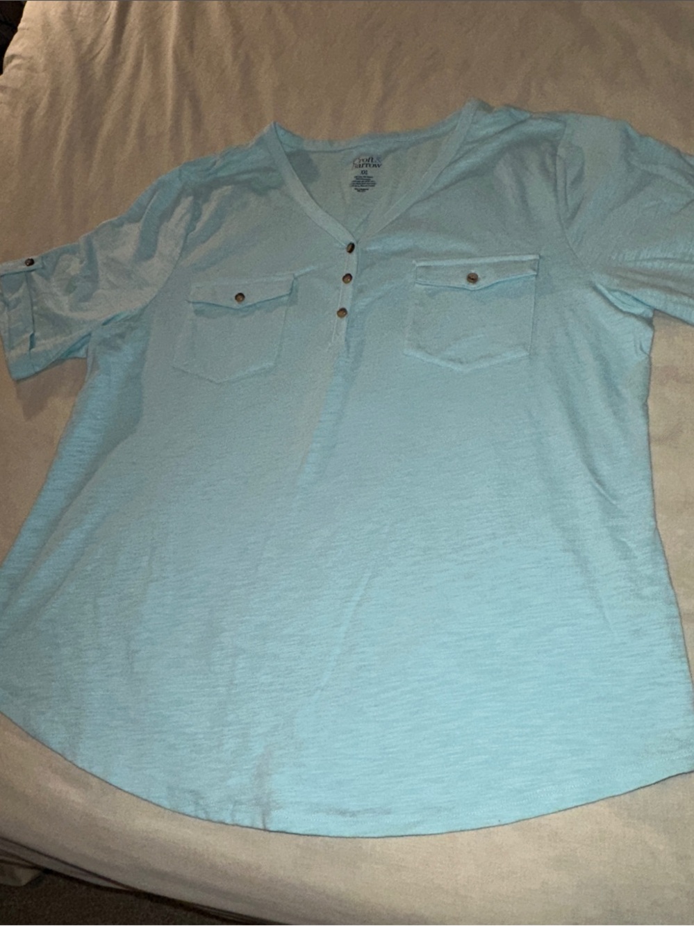 croft & barrow Light Blue V-Neck Short Sleeve Tee with Chest Pockets
